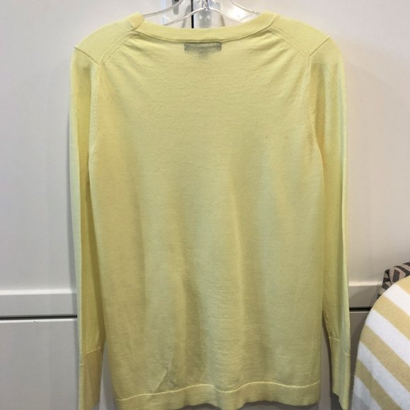 Banana Republic Extra Fine Merino Sweater - Picture 2 of 3
